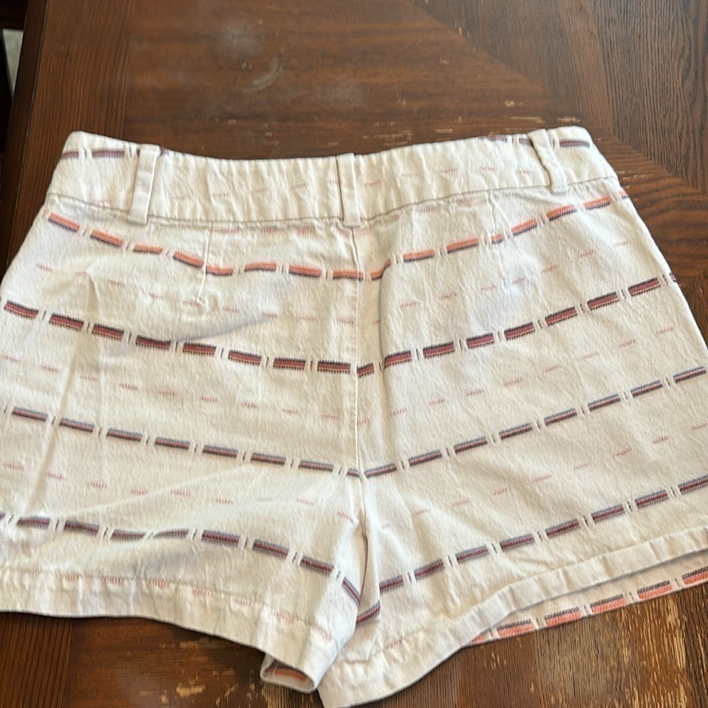 Women’s Loft 8 4 inch shorts multi colors in stripes cream base color - Picture 2 of 4